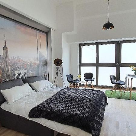Greenpoint Apartment Wiener Neustadt Exterior photo